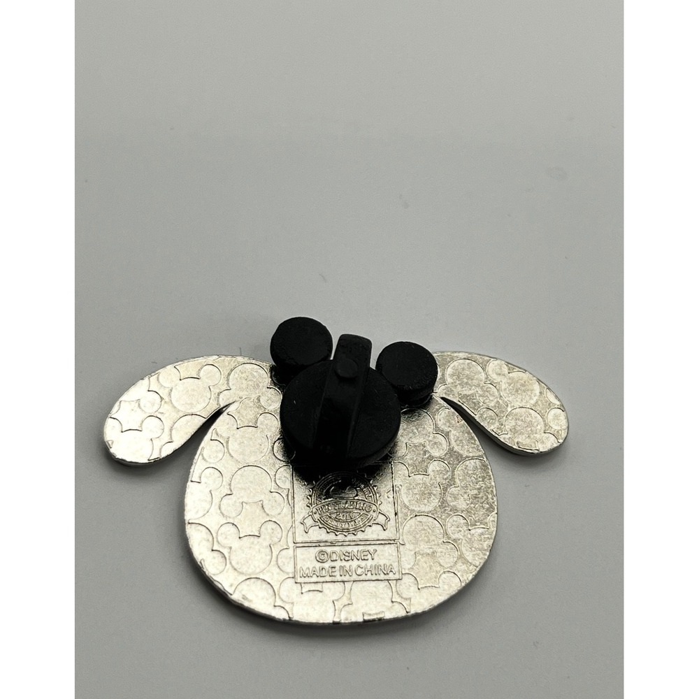 Disney Parks Tsum Tsum Oswald the Lucky Rabbit Enamel Trading Pin 2015 - Picture 2 of 2
